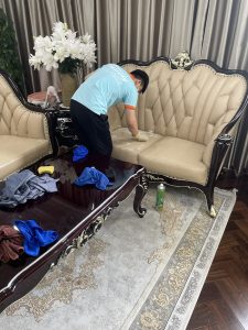 Vệ Sinh Sofa Cho Gia Đình Anh Hoàng Ở Minh Khai, Hai Bà Trưng – Dịch Vụ Chuyên Nghiệp Từ Laundryfamily